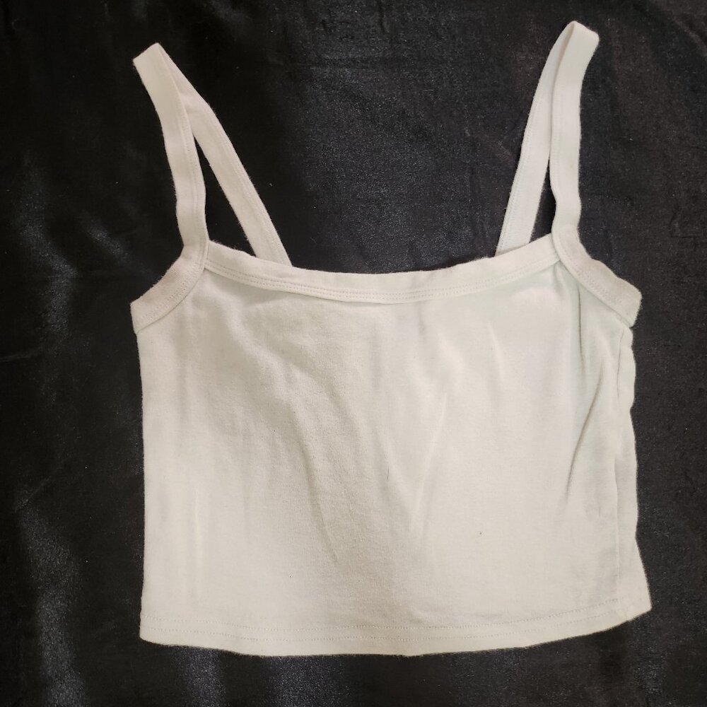 White crop top